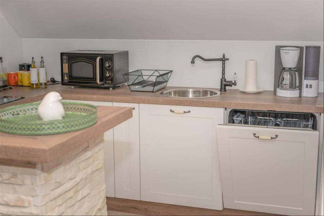 Apartman Hubertus 5* Vagovina Bagian luar foto