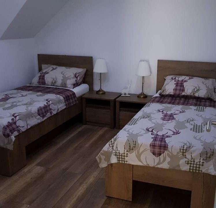 Apartman Hubertus 5* Vagovina Bagian luar foto